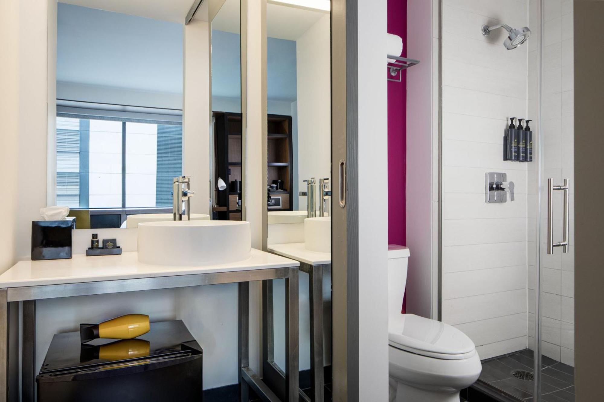 Aloft Denver Downtown Экстерьер фото