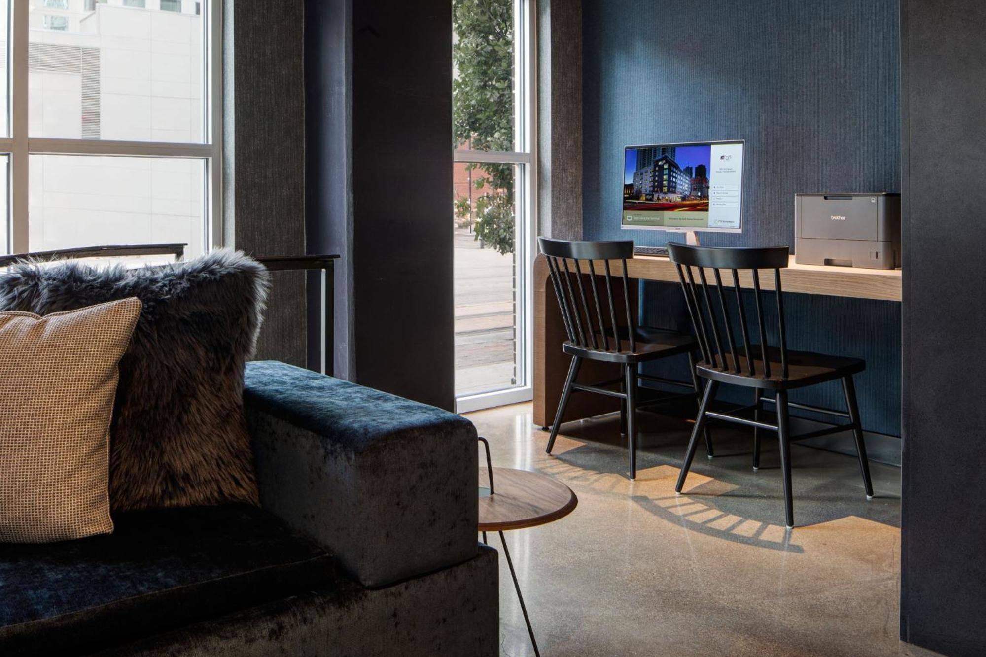 Aloft Denver Downtown Экстерьер фото