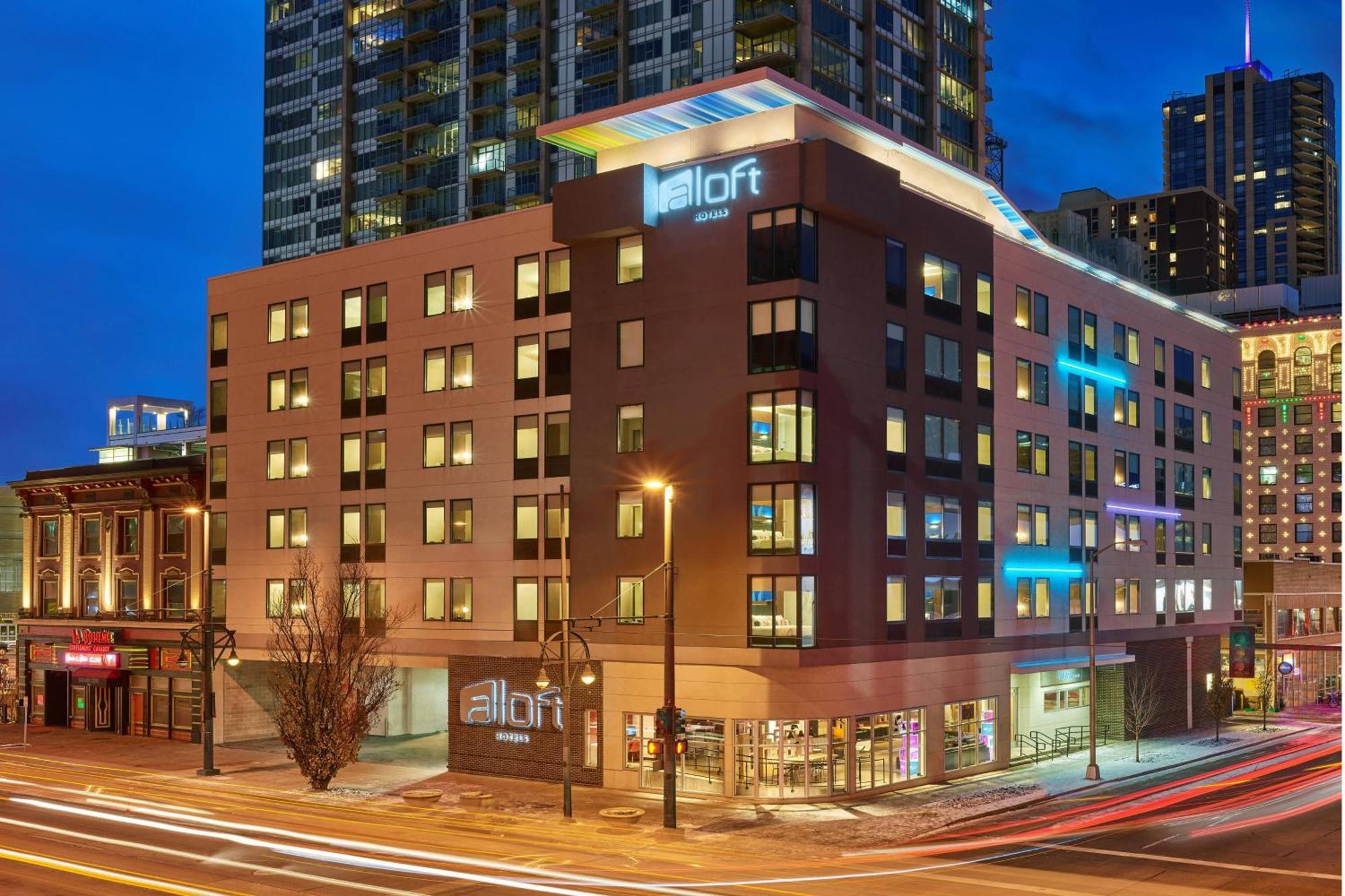 Aloft Denver Downtown Экстерьер фото
